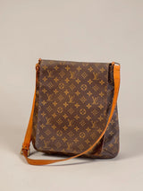 Louis Vuitton Musette Salsa GM Monogram - Detail 2 view 2