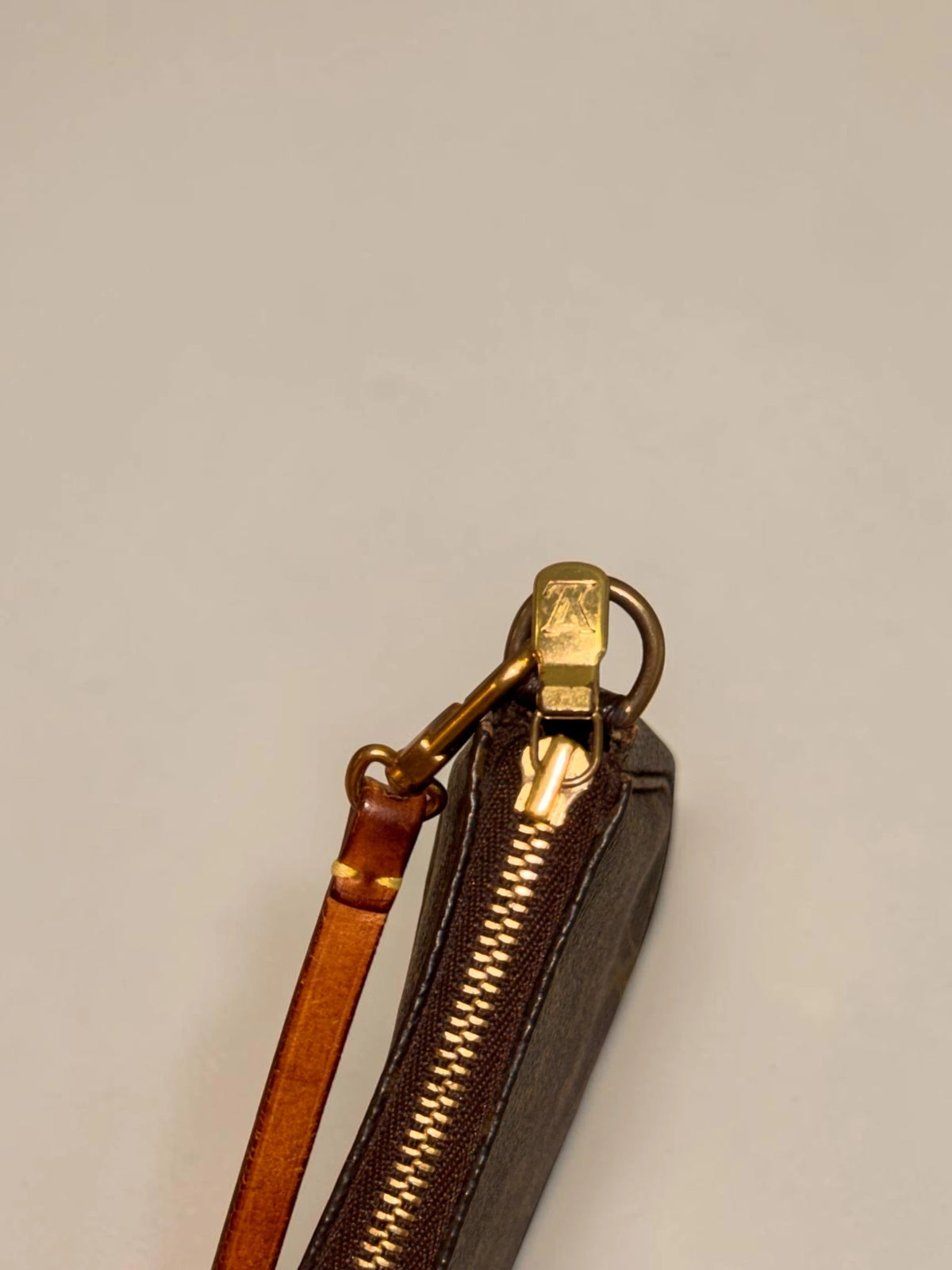 Louis Vuitton Musette Salsa GM Monogram - Detail 3 — view 3