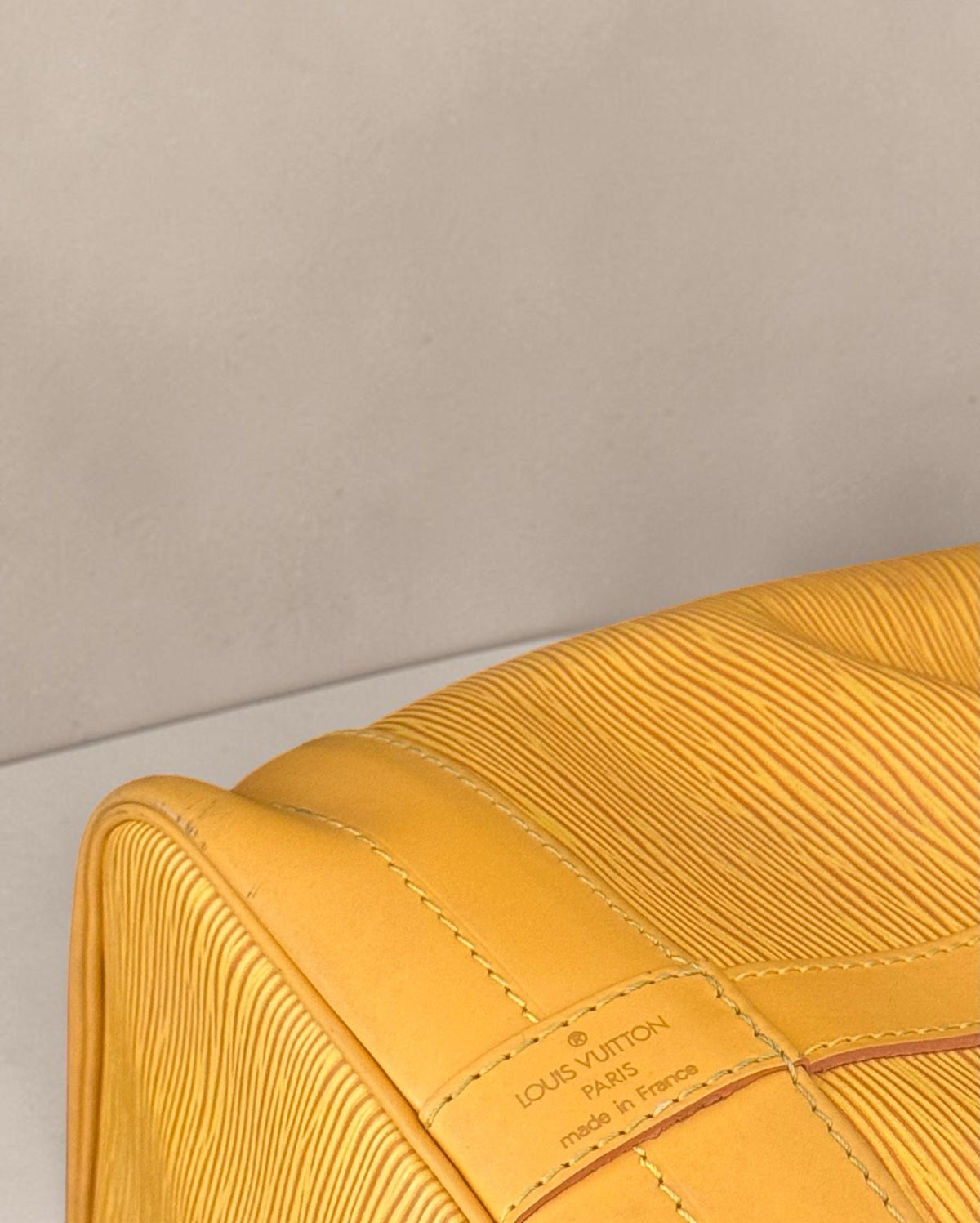 Louis Vuitton Noé GM Epi Moutarde - Detail 15 — view 15