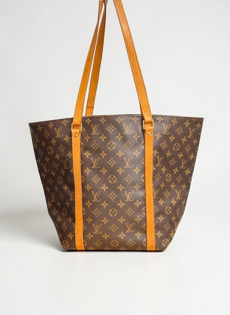 Louis Vuitton Sac Shopping Monogram - Front View