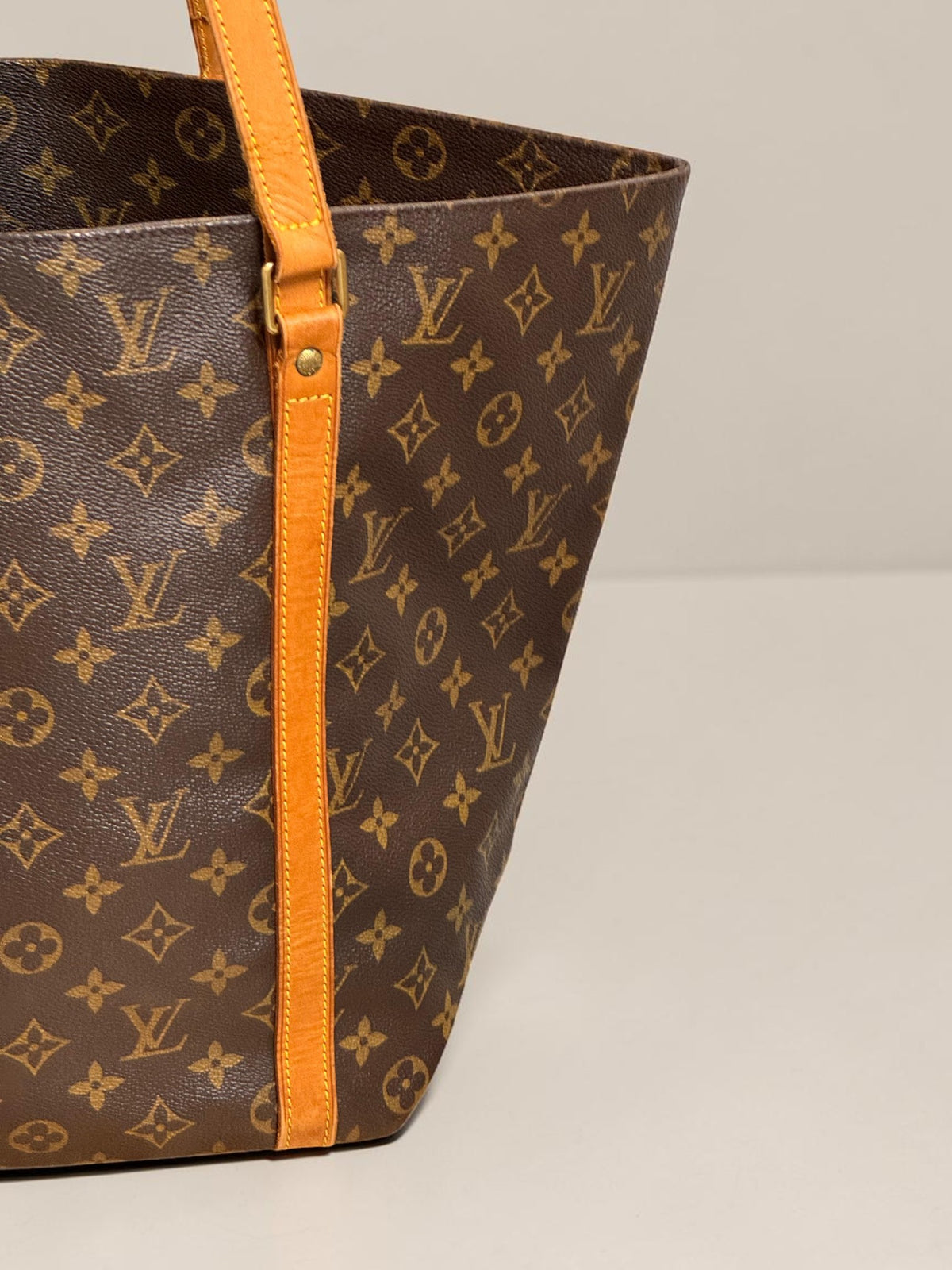 Louis Vuitton Sac Shopping Monogram - Detail 2 — view 2