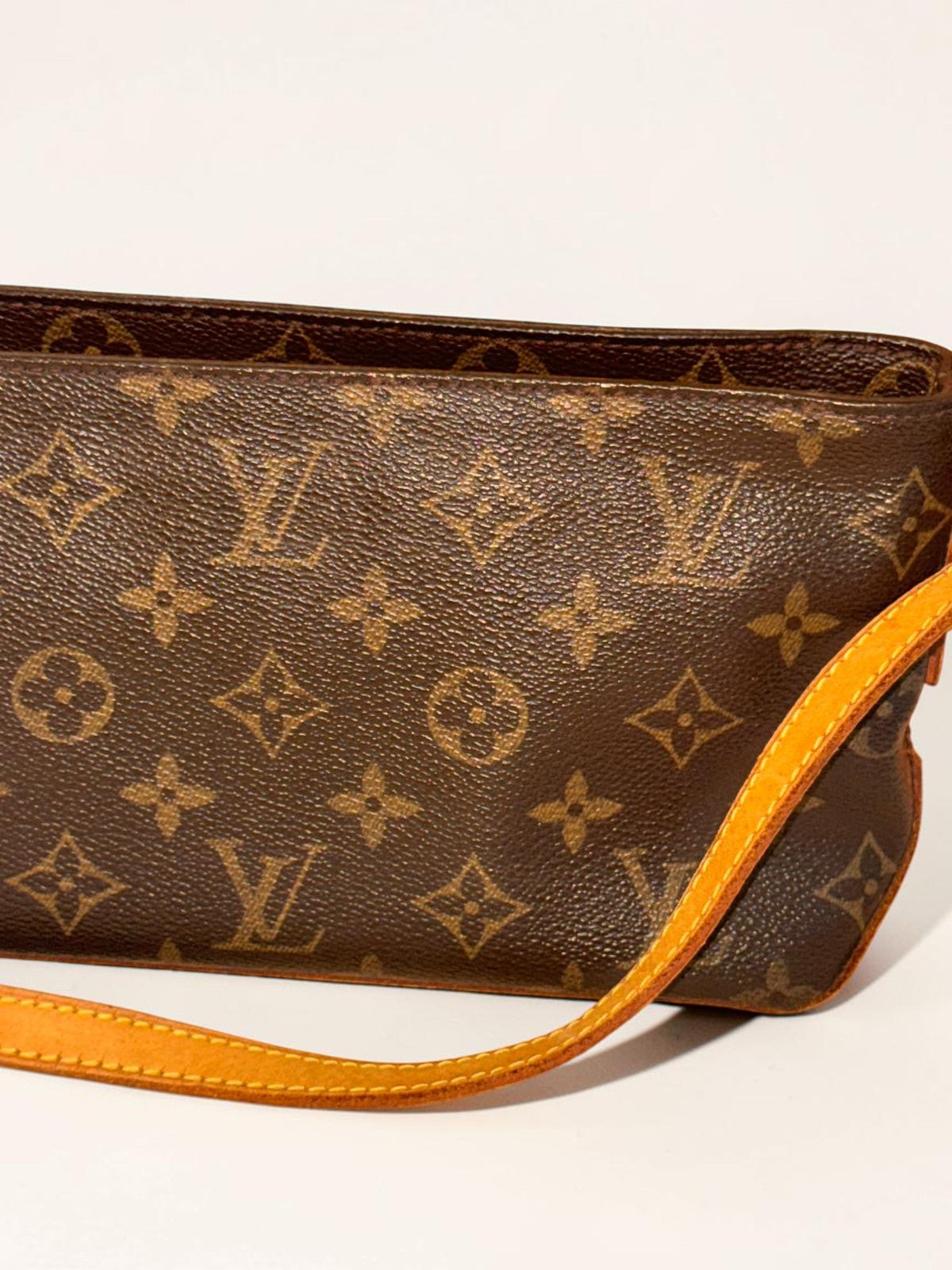 Back View — view 6